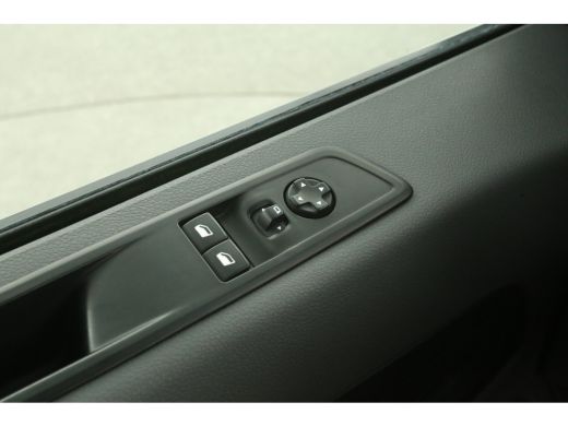 Opel Vivaro-e L2H1 75 kWh Long Range | Snelladen | Airco | Camera | Cruise | 3 Zits | Carplay ActivLease financial lease