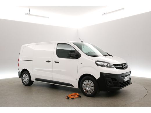 Opel Vivaro-e L2H1 75 kWh Long Range | Snelladen | Airco | Camera | Cruise | 3 Zits | Carplay ActivLease financial lease