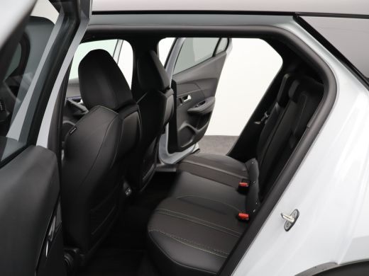 Peugeot 2008 1.2 Hybrid 145 GT | Camera Voor en Achter | Drive Assist | Adaptieve Cruise Control | Parkeersens... ActivLease financial lease