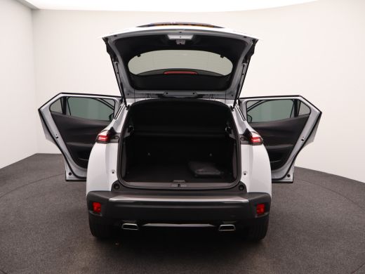 Peugeot 2008 1.2 Hybrid 145 GT | Camera Voor en Achter | Drive Assist | Adaptieve Cruise Control | Parkeersens... ActivLease financial lease