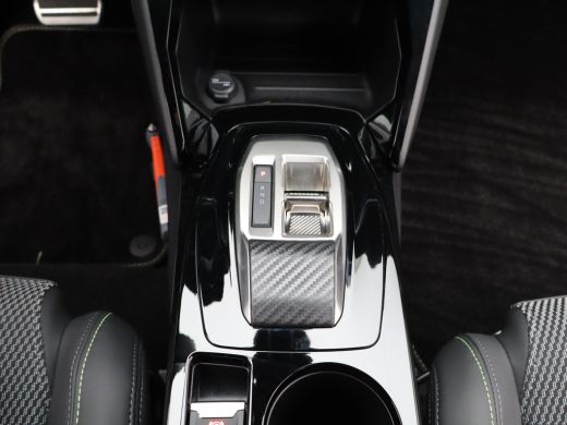 Peugeot 2008 1.2 Hybrid 145 GT | Camera Voor en Achter | Drive Assist | Adaptieve Cruise Control | Parkeersens... ActivLease financial lease