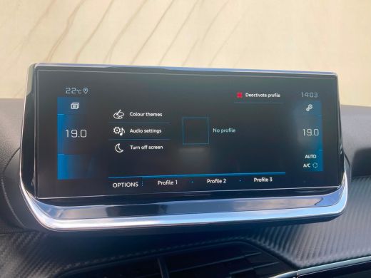 Peugeot 208 1.2 PureTech Allure Pack Airco | Camera | Cruise Control | DAB | Keyless | LMV 16" | Navi | PDC A... ActivLease financial lease