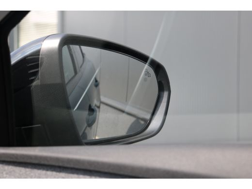 Peugeot 3008 1.6 HYbrid 225 Allure Pack Business | Navi | Camera | PDC V+A | Cruise control | Keyless entry | ... ActivLease financial lease