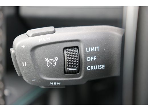 Peugeot 3008 1.6 HYbrid 225 Allure Pack Business | Navi | Camera | PDC V+A | Cruise control | Keyless entry | ... ActivLease financial lease