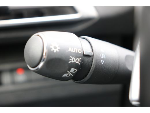 Peugeot 3008 1.6 HYbrid 225 Allure Pack Business | Navi | Camera | PDC V+A | Cruise control | Keyless entry | ... ActivLease financial lease