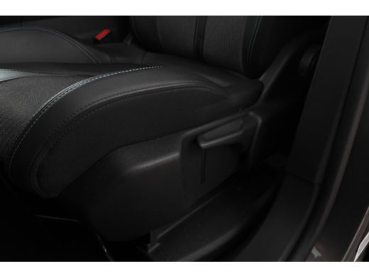 Peugeot 3008 1.6 HYbrid 300 Allure Pack Business Apple carplay, Automaat, climate, ActivLease financial lease
