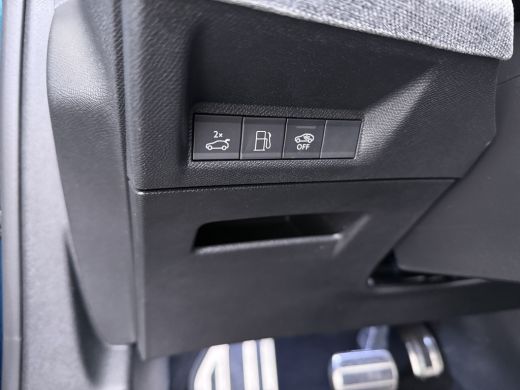 Peugeot 5008 | Demo Deal | GT | Adaptieve cruise control met Stop&Go functie | Panoramisch schuifdak Pack | Ve... ActivLease financial lease