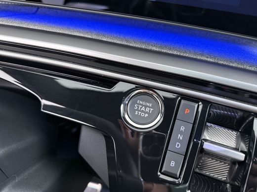 Peugeot 5008 | Demo Deal | GT | Adaptieve cruise control met Stop&Go functie | Panoramisch schuifdak Pack | Ve... ActivLease financial lease