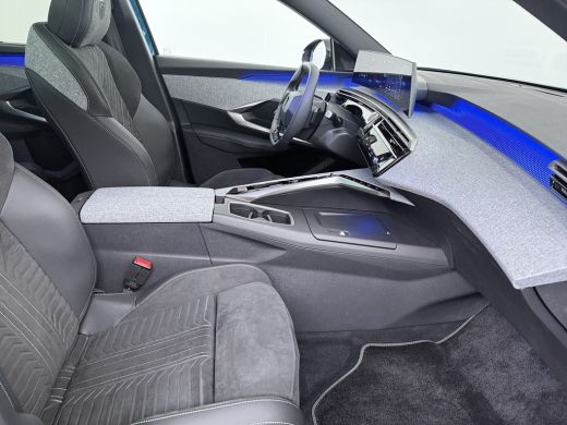 Peugeot 5008 | Demo Deal | GT | Adaptieve cruise control met Stop&Go functie | Panoramisch schuifdak Pack | Ve... ActivLease financial lease