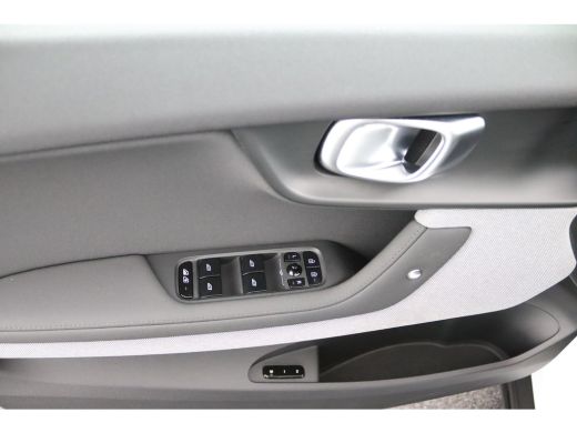 Polestar 2 Long Range Single Motor 78 kWh | Pilot Pack | SoH 97% | BLIS | Stoelverwarming | Adaptieve Cruise | ActivLease financial lease