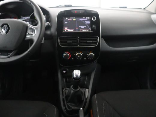 Renault Clio 0.9 TCe Limited | Cruise control | Park assist | Bluetooth | Navigatie | DAB | Getint glas | Full... ActivLease financial lease