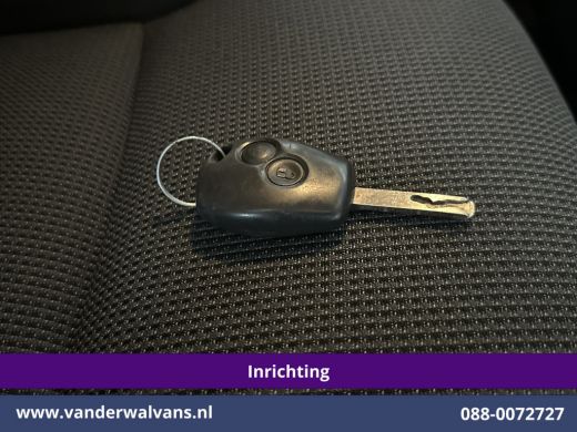 Renault Trafic 1.6 dCi L1H1 Inrichting Euro6 Airco | Navigatie | LED | Cruisecontrol | Trekhaak Stoelverwarming,... ActivLease financial lease