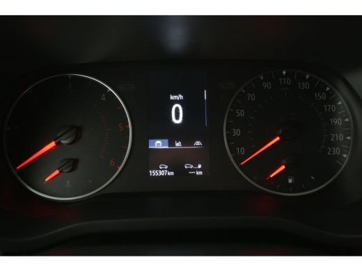 Renault Trafic 2.0 Blue dCi 150pk T30 L2H1 | Automaat | Airco | Cruise | Camera | 3 Zits | Trekhaak | 2xSchuifdeur ActivLease financial lease