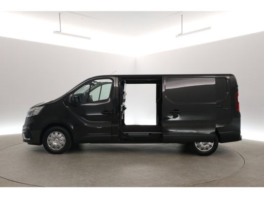 Renault Trafic 2.0 Blue dCi 150pk T30 L2H1 | Automaat | Airco | Cruise | Camera | 3 Zits | Trekhaak | 2xSchuifdeur ActivLease financial lease