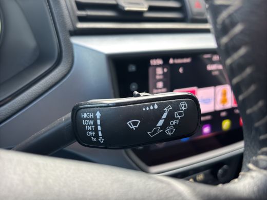 Seat Arona 1.0 TSI Style Business Intense | Achteruitrijcamera | Apple Carplay/Android Auto | Cruise control... ActivLease financial lease