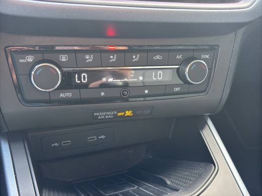 Seat Arona 1.0 TSI Style Business Intense | Achteruitrijcamera | Apple Carplay/Android Auto | Cruise control... ActivLease financial lease
