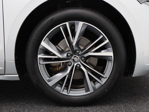 Skoda Enyaq Coupe 80 | Panoramadak | Camera | Adaptive Cruise | Stoel- & Stuurverwarming | Full LED | 20 Inch | 28... ActivLease financial lease