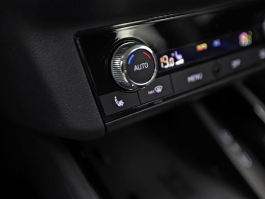 Skoda Scala 1.0 TSI Sport Automaat (VIRTUAL COCKPIT, APPLE CARPLAY, GROOT NAVI, CLIMATE, STOELVERWARMING, SPO... ActivLease financial lease