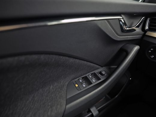 Skoda Scala 1.0 TSI Sport Automaat (VIRTUAL COCKPIT, APPLE CARPLAY, GROOT NAVI, CLIMATE, STOELVERWARMING, SPO... ActivLease financial lease