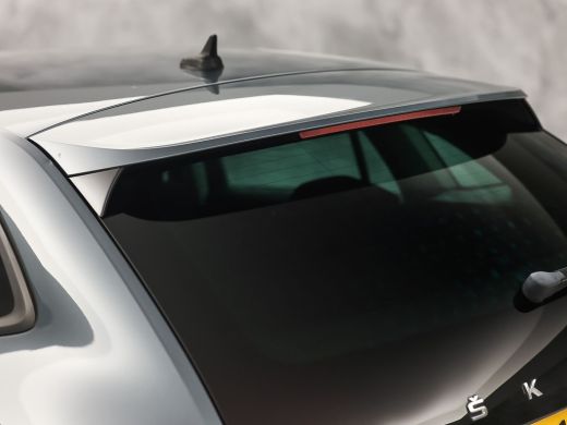 Skoda Scala 1.0 TSI Sport Automaat (VIRTUAL COCKPIT, APPLE CARPLAY, GROOT NAVI, CLIMATE, STOELVERWARMING, SPO... ActivLease financial lease