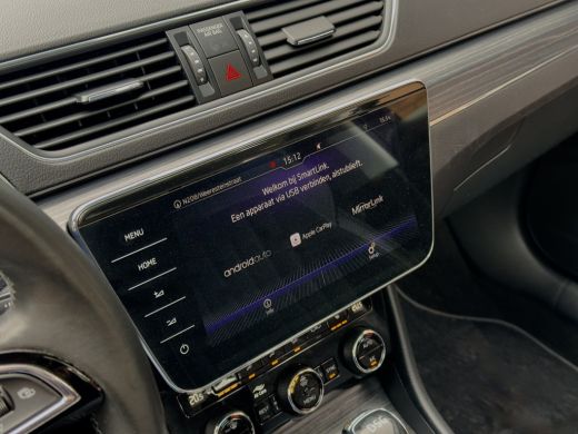 Skoda Superb Combi 1.5 TSI ACT AUT7 EDITION PANODAK LEDER NAVI CAMERA DIGI-DASH APPLE-CARPLAY LED LMV PDC ActivLease financial lease