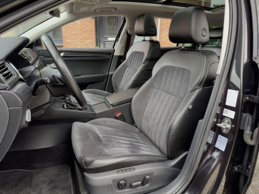 Skoda Superb Combi 1.5 TSI ACT AUT7 EDITION PANODAK LEDER NAVI CAMERA DIGI-DASH APPLE-CARPLAY LED LMV PDC ActivLease financial lease