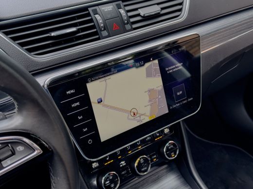 Skoda Superb Combi 1.5 TSI ACT AUT7 EDITION PANODAK LEDER NAVI CAMERA DIGI-DASH APPLE-CARPLAY LED LMV PDC ActivLease financial lease