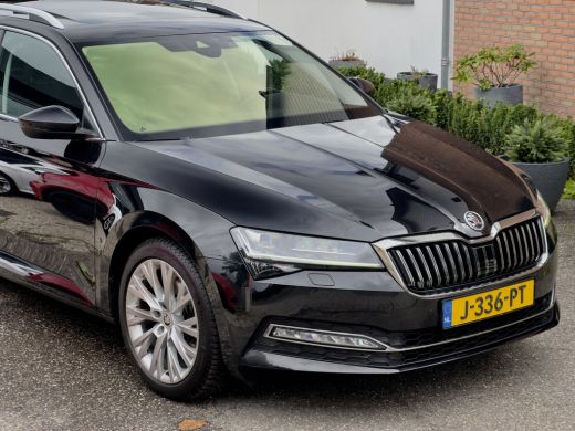 Skoda Superb Combi 1.5 TSI ACT AUT7 EDITION PANODAK LEDER NAVI CAMERA DIGI-DASH APPLE-CARPLAY LED LMV PDC ActivLease financial lease