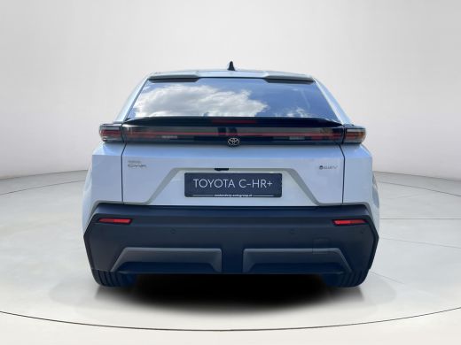 Toyota C-HR+ First Edition 77 kWh | Platinum pearl white | 20 inch LM-velgen | Nieuw uit voorraad leverbaar | ActivLease financial lease