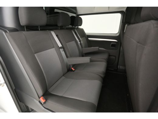 Toyota ProAce 2.0 D-4D Navigator Long L3H1 | DC | 6 Zits | Airco | Cruise | Trekhaak | Parkeersens. ActivLease financial lease