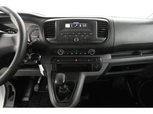 Toyota ProAce 2.0 D-4D Navigator Long L3H1 | DC | 6 Zits | Airco | Cruise | Trekhaak | Parkeersens. ActivLease financial lease