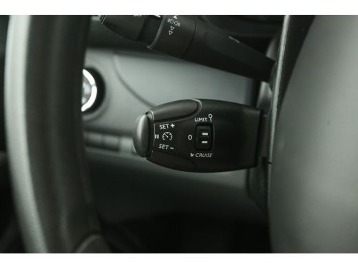 Toyota ProAce 2.0 D-4D Navigator Long L3H1 | DC | 6 Zits | Airco | Cruise | Trekhaak | Parkeersens. ActivLease financial lease