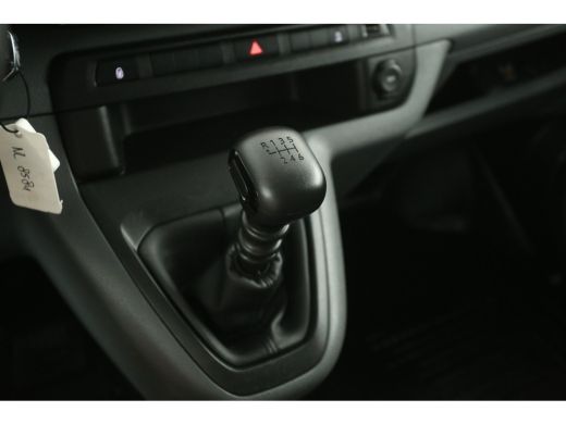 Toyota ProAce 2.0 D-4D Navigator Long L3H1 | DC | 6 Zits | Airco | Cruise | Trekhaak | Parkeersens. ActivLease financial lease
