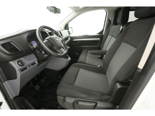 Toyota ProAce 2.0 D-4D Navigator Long L3H1 | DC | 6 Zits | Airco | Cruise | Trekhaak | Parkeersens. ActivLease financial lease