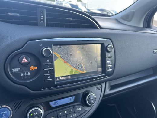 Toyota Yaris 1.5 Hybrid Y20 ActivLease financial lease