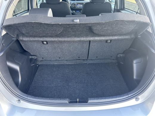 Toyota Yaris 1.5 Hybrid Y20 ActivLease financial lease