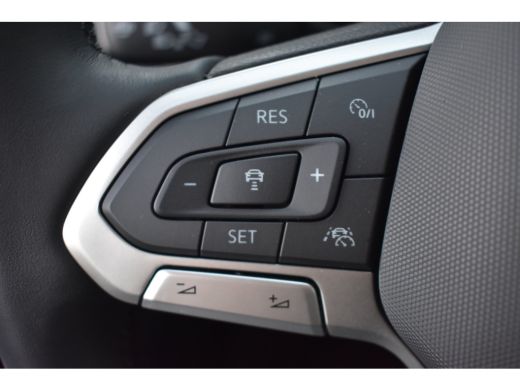 Volkswagen Polo Life Edition | 'App-Connect' smartphone integratie | Buitenspiegels elektrisch instel- verwarm- e... ActivLease financial lease