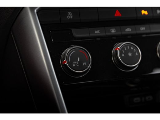Volkswagen T-Roc 1.0 TSI 110PK Life | AIRCO | ADAPT. CRUISE | APP. CONNECT | LED | 16 INCH | VERLENGDE FABR. GARAN... ActivLease financial lease