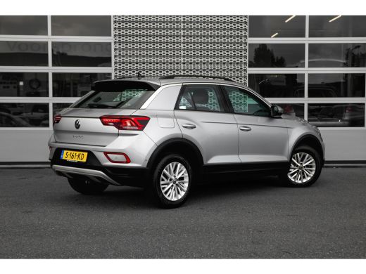 Volkswagen T-Roc 1.0 TSI 110PK Life | AIRCO | ADAPT. CRUISE | APP. CONNECT | LED | 16 INCH | VERLENGDE FABR. GARAN... ActivLease financial lease