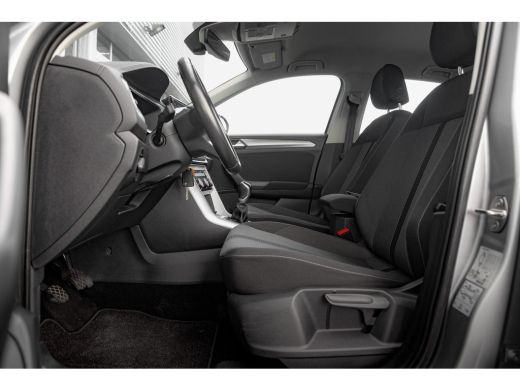 Volkswagen T-Roc 1.0 TSI 110PK Life | AIRCO | ADAPT. CRUISE | APP. CONNECT | LED | 16 INCH | VERLENGDE FABR. GARAN... ActivLease financial lease
