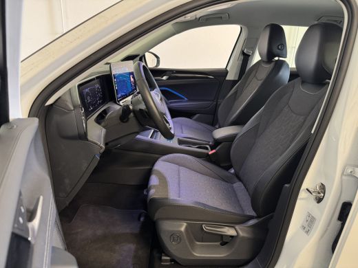 Volkswagen Tiguan 1.5 TSI 204PK eHybrid DSG LIFE 360&deg;CAMERA/HARMAN-KARDON/HEAD-UP/TREKHAAK *Fabrieksgarantie 2030* ActivLease financial lease