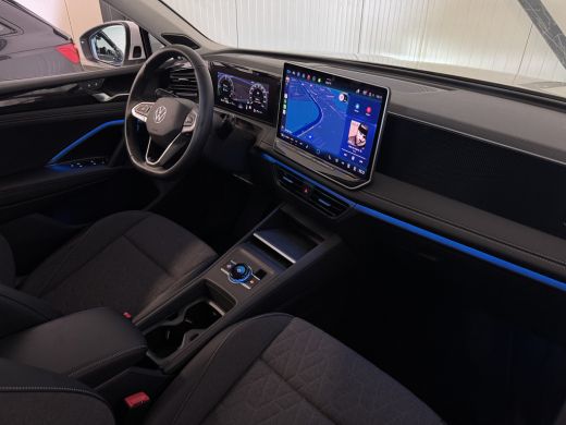 Volkswagen Tiguan 1.5 TSI 204PK eHybrid DSG LIFE 360&deg;CAMERA/HARMAN-KARDON/HEAD-UP/TREKHAAK *Fabrieksgarantie 2030* ActivLease financial lease