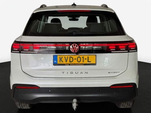 Volkswagen Tiguan 1.5 TSI 204PK eHybrid DSG LIFE 360&deg;CAMERA/HARMAN-KARDON/HEAD-UP/TREKHAAK *Fabrieksgarantie 2030* ActivLease financial lease