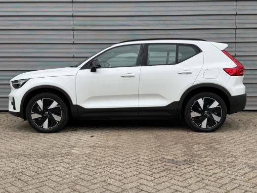 Volvo  EX40 252PK Extended Range 82 kWh Plus | Trekhaak | Climate Pack | 19" all season | BLIS ActivLease financial lease