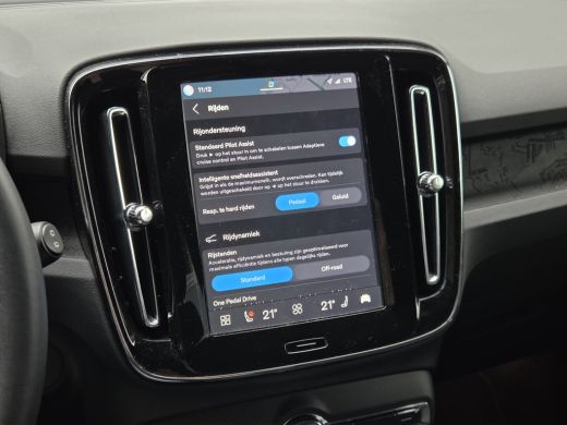 Volvo  EX40 Single Motor Extended Range Plus 82 kWh | Trekhaak | Camera | Stuur/stoelverwarming | Adaptive Cr... ActivLease financial lease