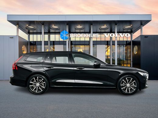 Volvo  V60 T8 Recharge Plus Dark | 18" Allseason | Trekhaak | Panoramadak | Head-Up | 360 Camera | Elektr. v... ActivLease financial lease