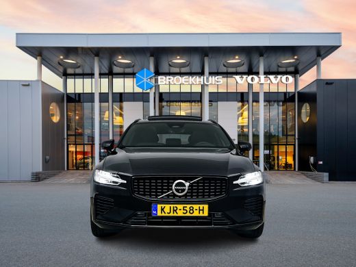 Volvo  V60 T8 Recharge Plus Dark | 18" Allseason | Trekhaak | Panoramadak | Head-Up | 360 Camera | Elektr. v... ActivLease financial lease