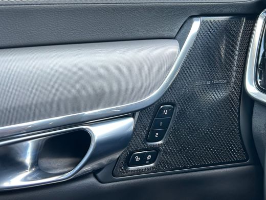 Volvo  V90 2.0 T8 Plug-in hybrid AWD Ultra Dark | Luchtvering | SoH 98% | Heico V-max | Polestar Optimisatio... ActivLease financial lease