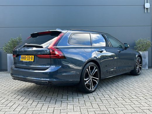 Volvo  V90 2.0 T8 Plug-in hybrid AWD Ultra Dark | Luchtvering | SoH 98% | Heico V-max | Polestar Optimisatio... ActivLease financial lease