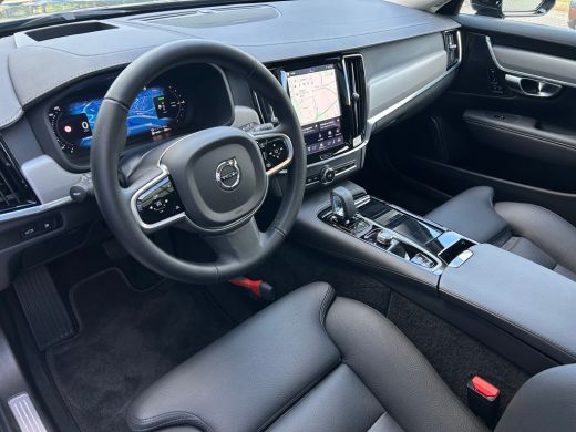 Volvo  V90 2.0 T8 Plug-in hybrid AWD Ultra Dark | Luchtvering | SoH 98% | Heico V-max | Polestar Optimisatio... ActivLease financial lease
